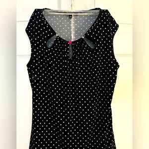 Relativity Sleeveless Top, size large, black with white polka dots